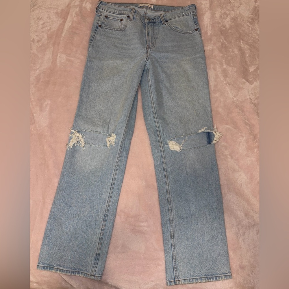 Abercrombie & Fitch Light Blue Ripped 90s Straight Leg Mid Rise
